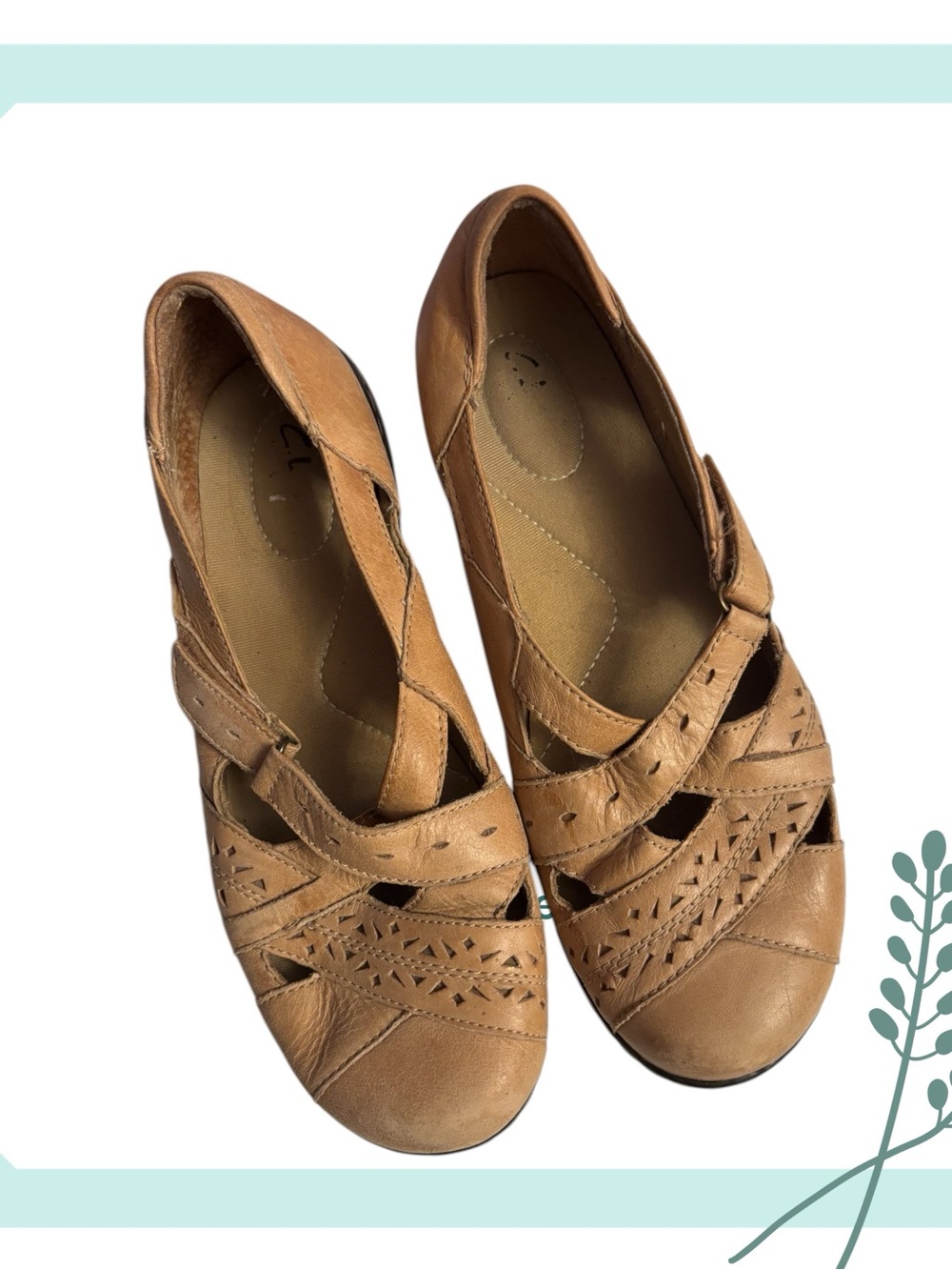 Clarks Tan Cutout Leather Flats Sz 8.5